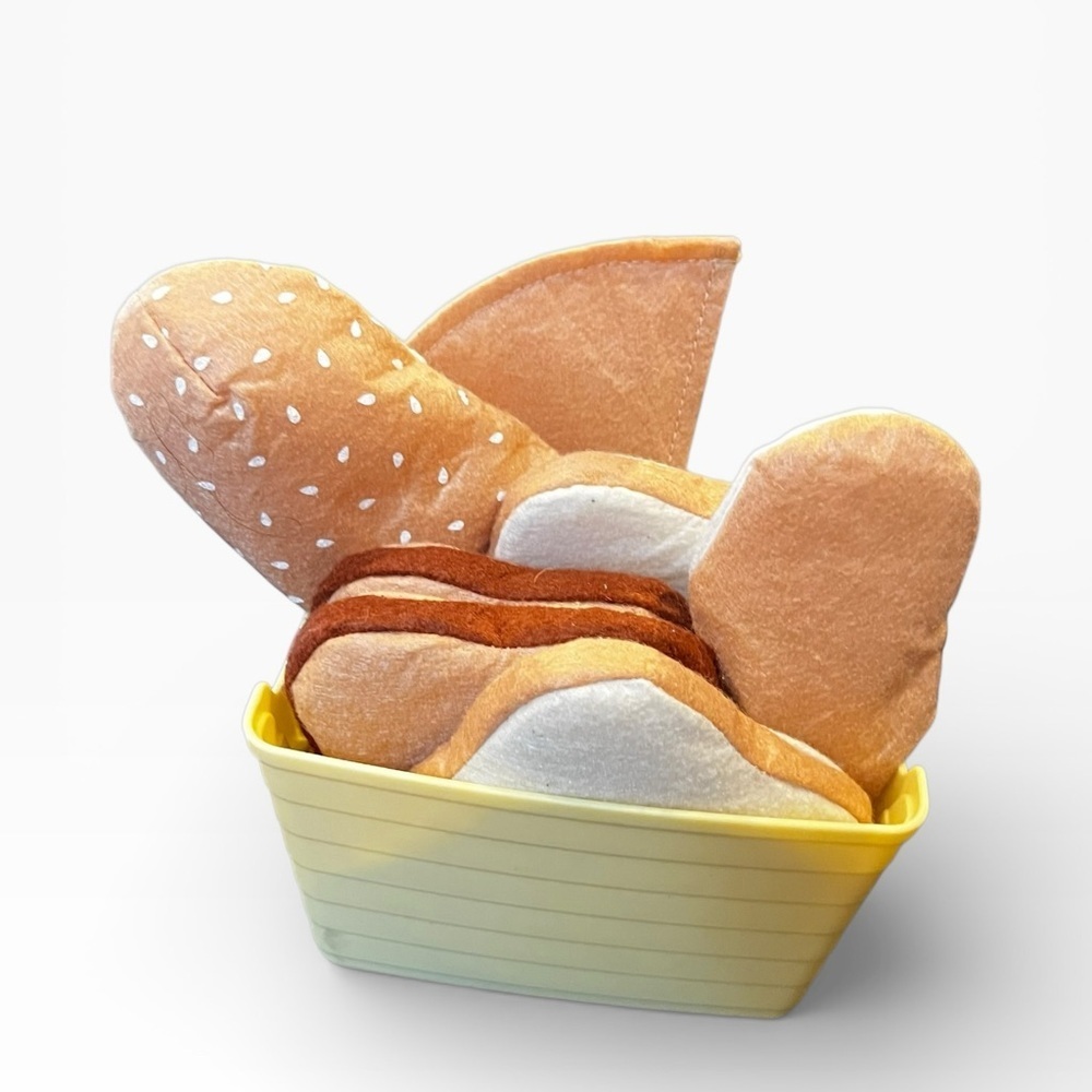 Kids play kitchen felt bread basket set / bread pieces aprox 4” - 5” each